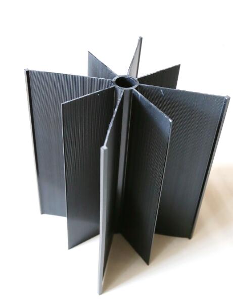 Le placage d'aluminium, le traitement de l'aluminium, les matériaux mécaniques en aluminium et les matériaux électriques en aluminium présentent tous des avantages uniques dans leurs domaines respectifs, qui se reflètent dans les aspects suivants :